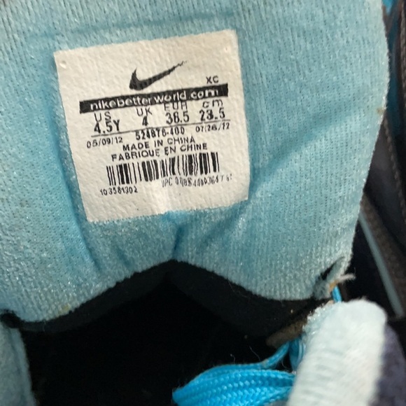 Nike ACG Woodside 2 High Hiking Trail Shoe - Picture 6 of 9